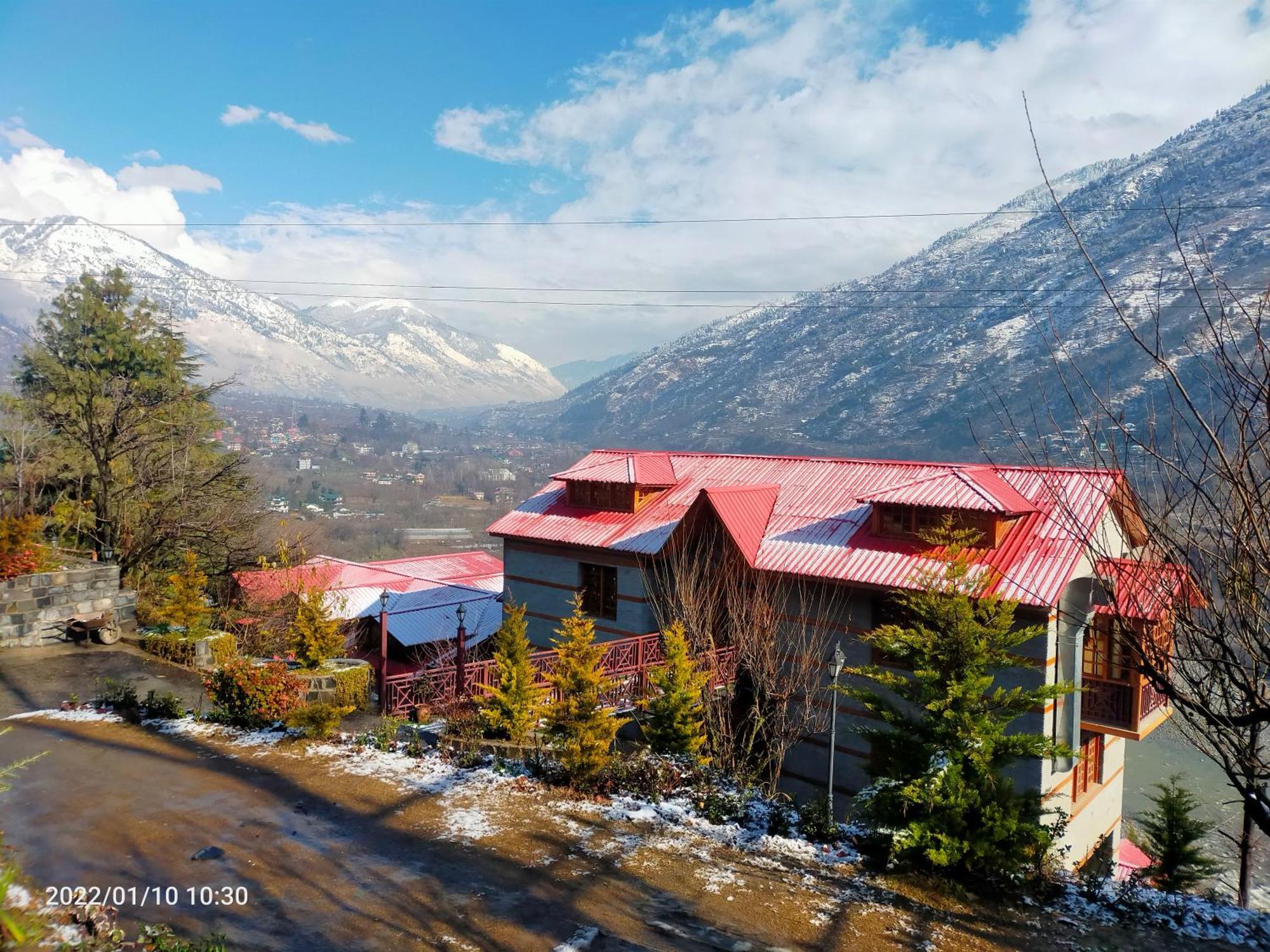 Regenta Inn By Riverside Manali - Manali (Himachal Pradesh) — Photos 1